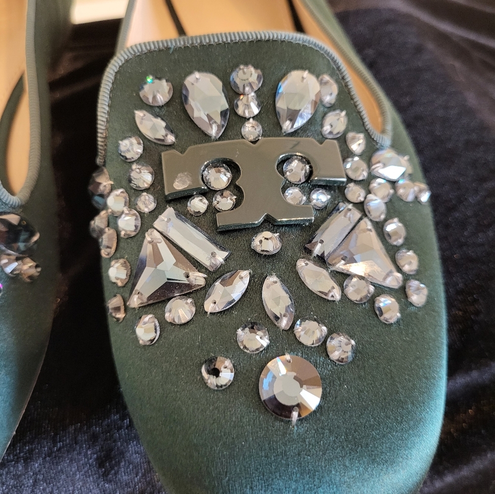 TORY BURCH Embellished Emerald Green Satin  Loafers - Picture 4 of 7